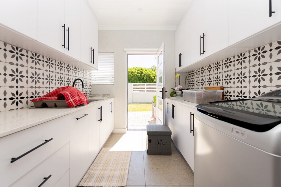 3 Bedroom Property for Sale in Port Owen Western Cape